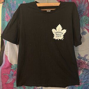 SOLD- maple leaf sports nhl black large tee shirt graphic shirt
